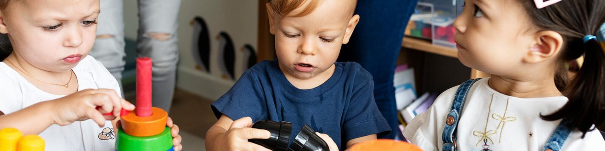 kinder spielen